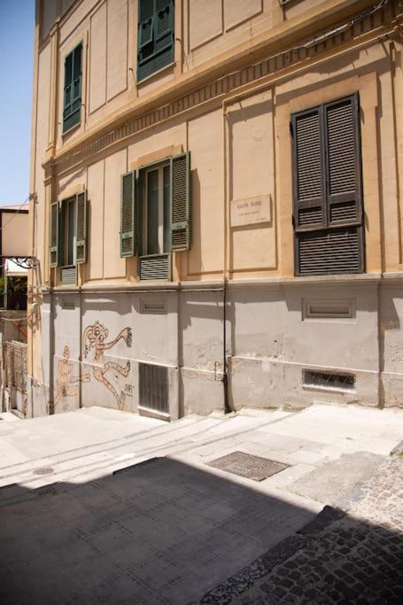 Intero Alloggio Salita Tasso Naples Exterior photo
